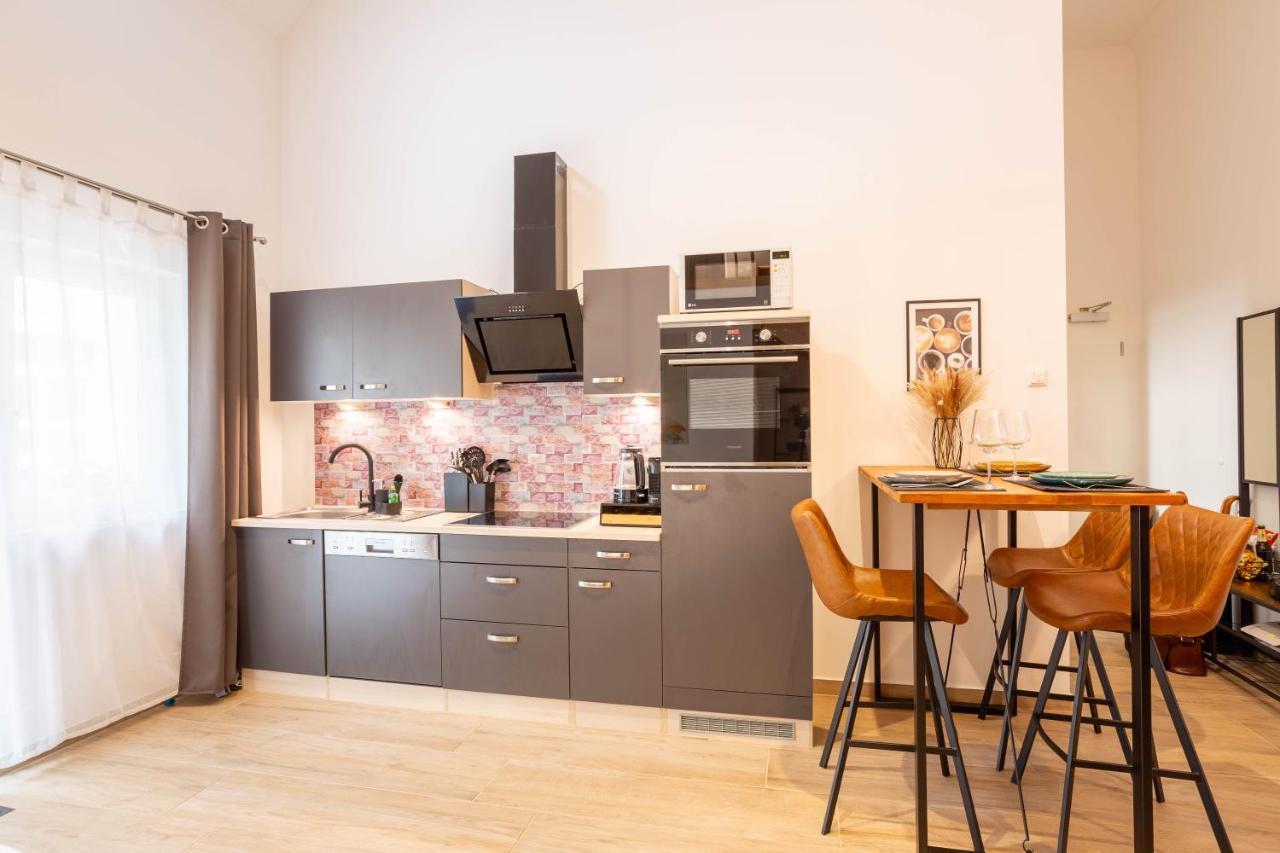 Soulscape Apartments Loft Zwickau Citycenter Mit Tg-Stellplatz, Magenta-Tv Und Klima Екстериор снимка