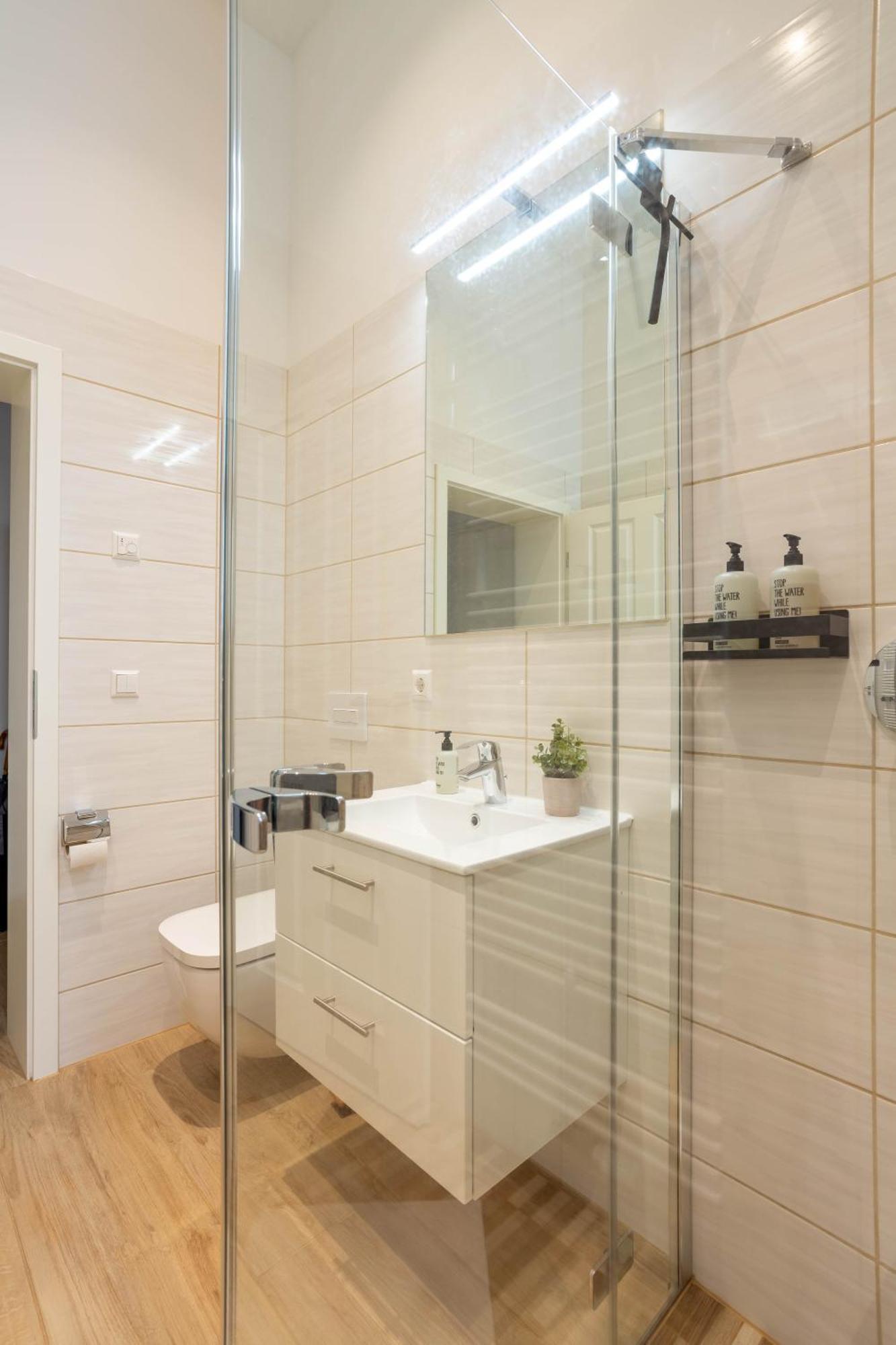 Soulscape Apartments Loft Zwickau Citycenter Mit Tg-Stellplatz, Magenta-Tv Und Klima Екстериор снимка